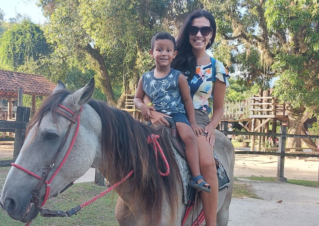 Passeio a cavalo na Fazendinha Rio