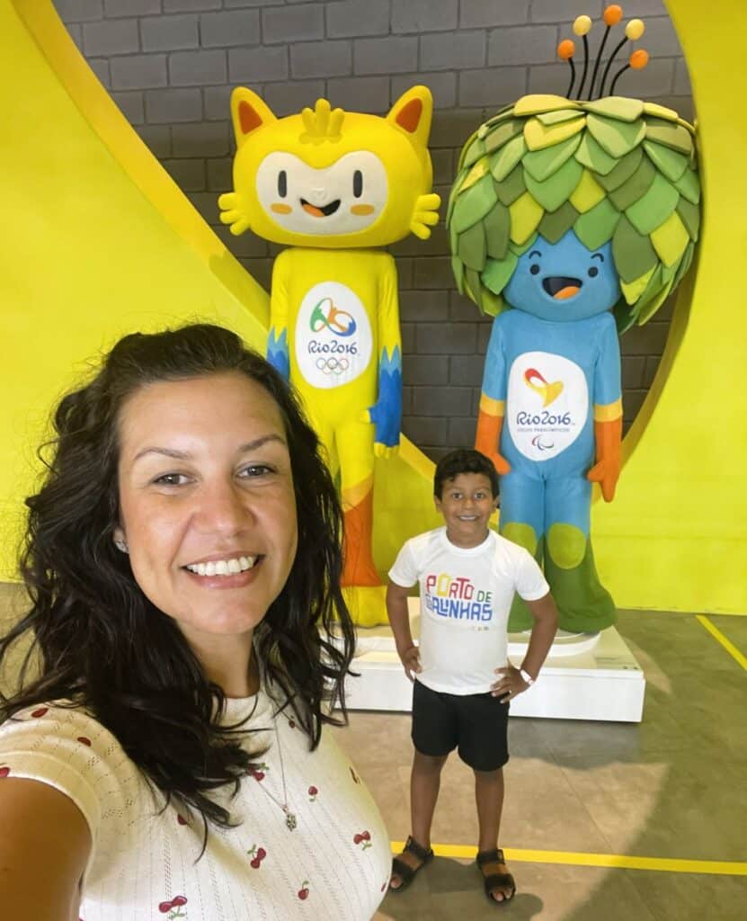 Mascotes Olímpicos Tom e Vinícius